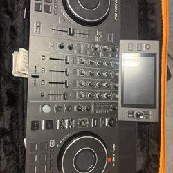 Denon SCLive 4 Dj Controller