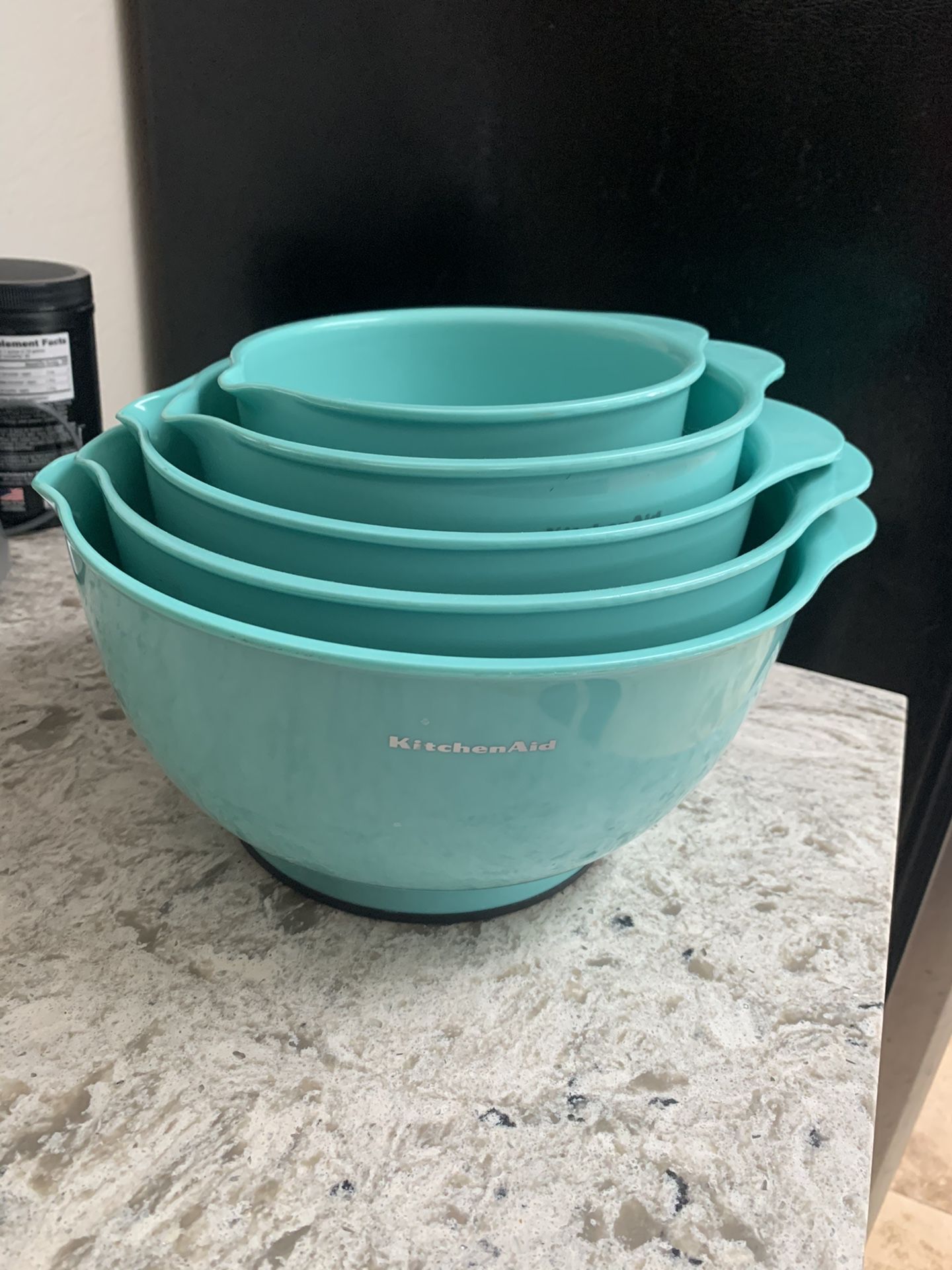 Kitchen aid mixing bowls