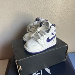 Jordan 1 Court Purple Size 3c