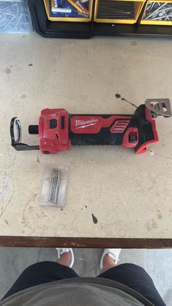 Milwaukee Drywall Cutout Tool