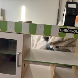 Kids Cast Registro Broken ON Side