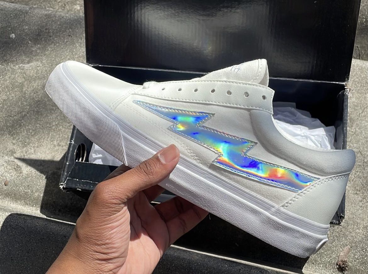 Revenge X Storm White Bolt Iridescent 