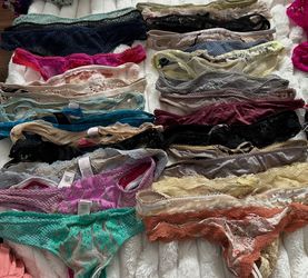 Victoria Secret thongs XS 50 pieces