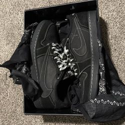 Travis Scott “Black Phantoms”