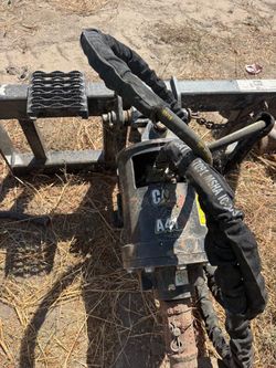 Caterpillar A41 Hydraulic Auger Drive – 2 Bits Included – Excavator / Skid Steer
