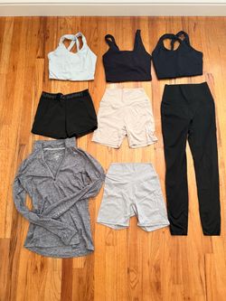 Women’s workout clothes bundle - XS
