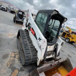 Bobcat T740