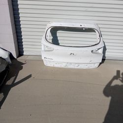16 To 18 Liftgate Hyindai Tucson