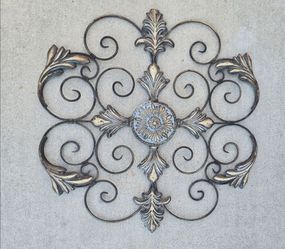 Metal Wall decor, 22" x 22", see 2 pics