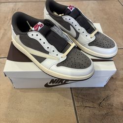 Travis Scott Jordan 1 Low “Reverse Mocha” Size 10.5 - Brand New