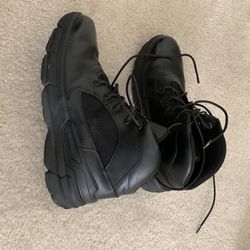 Men’s Bates charge boots