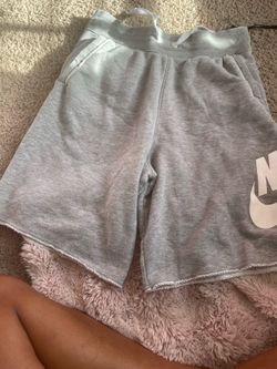 Grey men’s Nike shorts