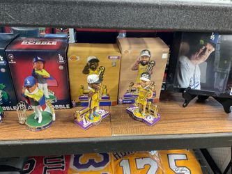 Huge Giant Father’s Day Week Sale Sunday June 14th Thur Saturday June 20th. For Sale Bobbleheads, Autographs, Graded Cards Jerseys and T-Shirts all Gr
