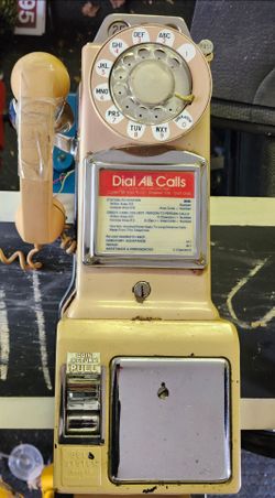 ANTIQUE ROTARY PAY PHONE / ILLINOIS BELL