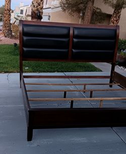 King Bed frame with Upholstered Headboard