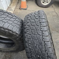 only 2 used tires Lt37x12.50r17 Nitto Terra Grappler G2 $180.00