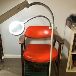 Floor OttLite With Magnifier