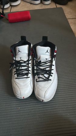 Size 8 Jordan 12s