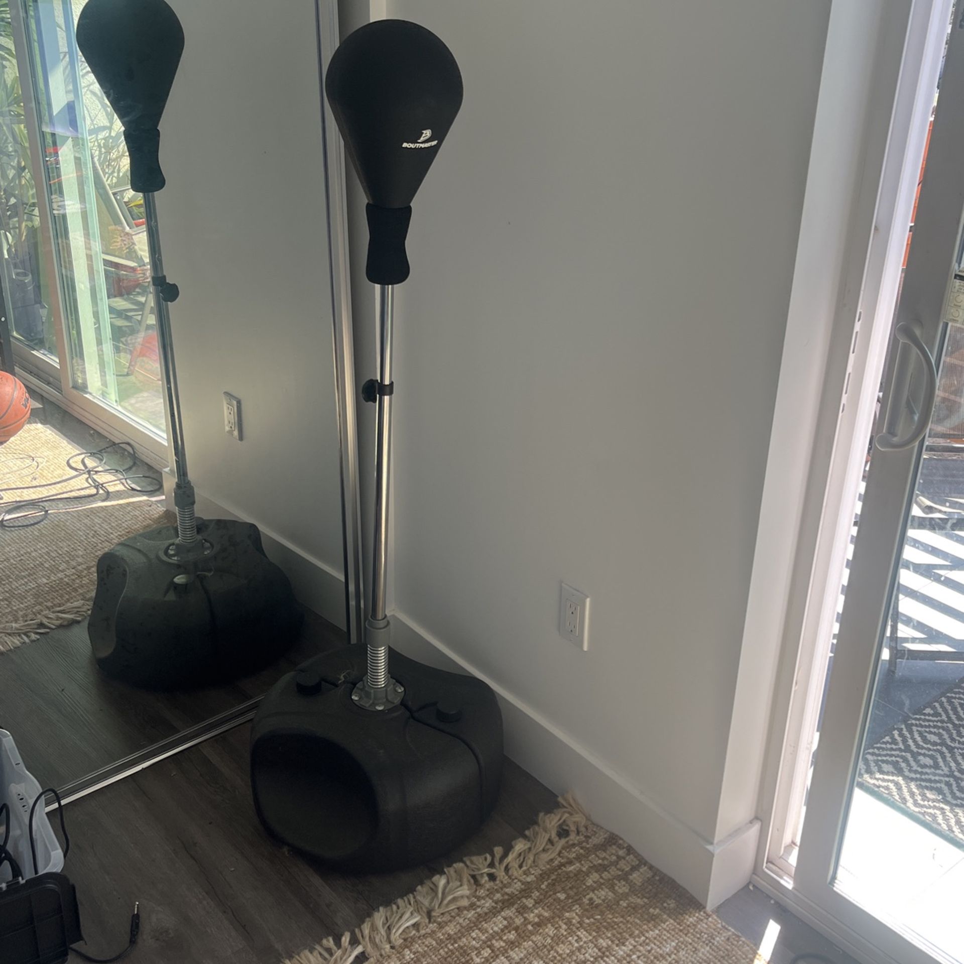Boutmaster boxing Reflex Bag for Sale in Los Angeles, CA OfferUp
