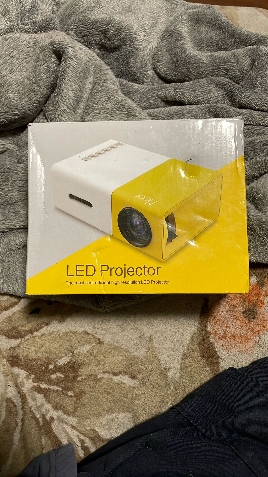 Mini LED Projector