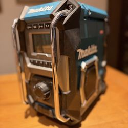 New Makita Jobsite Radio