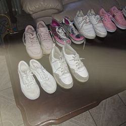 Zapatos. De.  Niña.  #  4. ___5___y. 6