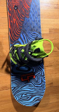 K2 Slayblade 152 Snowboard with Green Bindings