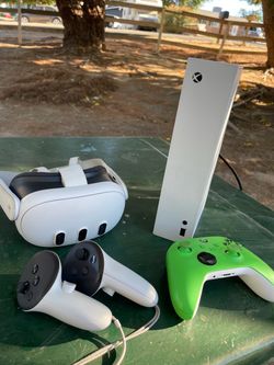 Xbox series S, Meta quest 3 bundle
