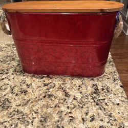 Cooler with bottle opener Can we converted to cute planter/ farmhouse decor… if you are creative:)
