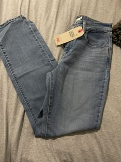 Women Levi’s