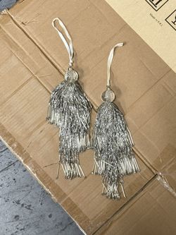 Christmas holiday ornament set of 2