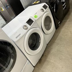 SAMSUNG LAUNDRY SET GAS