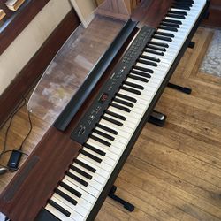 Yamaha P-120 Digital Piano – Weighted Keys – Good Condition w/ Pedal and Stand