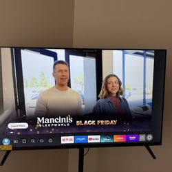 55” Insignia 2025 Manufactured Smart tv w/ a rolling stand