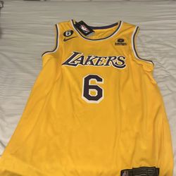 LeBron jersey
