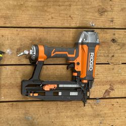 Rigid Pneumatic Nail Gun