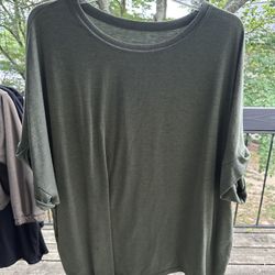 Army Green Tee In XL
