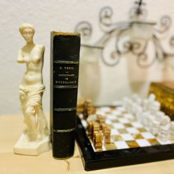 Dictionary of Ancient Biography, Mythology, and Geography by William Smith Copyright 1884 