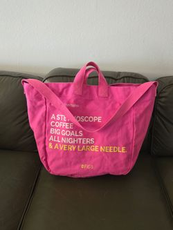 FIGS tote