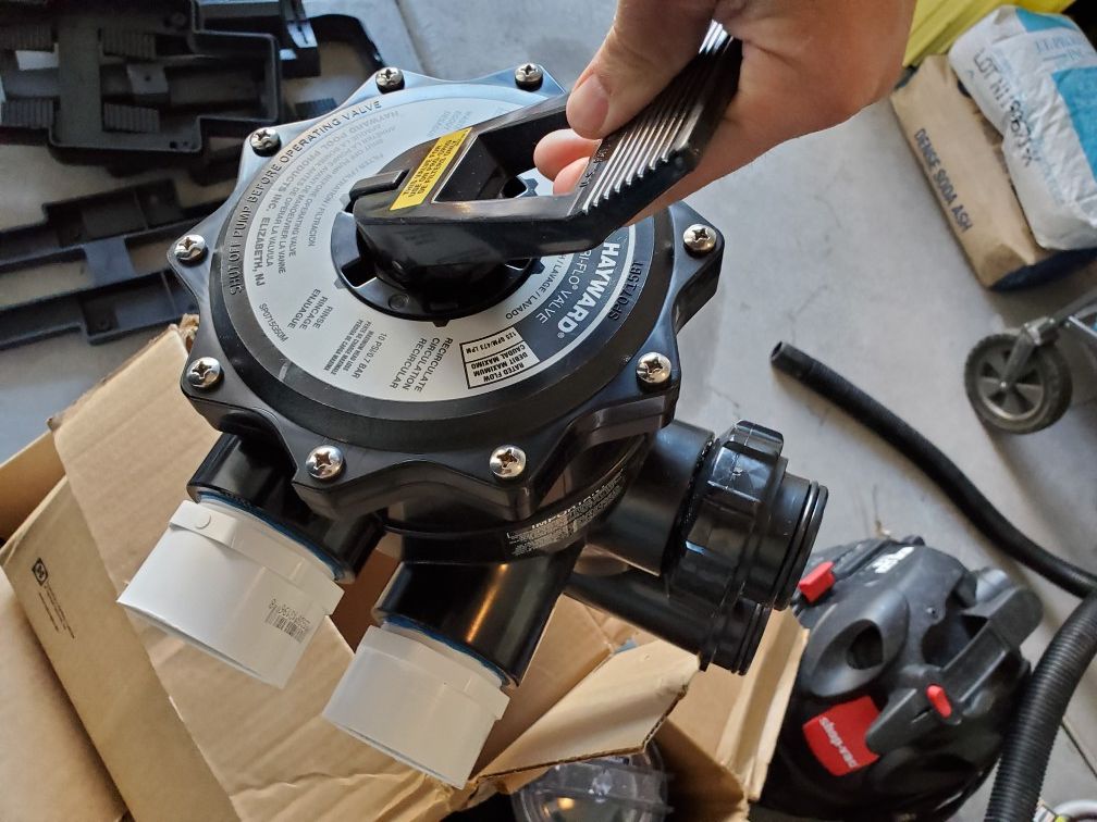 2" Hayward multiport valve for DE filter
