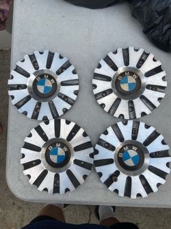 BMW center rim caps
