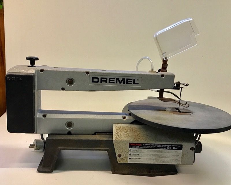 Dremel 16” variable speed scroll saw #1695