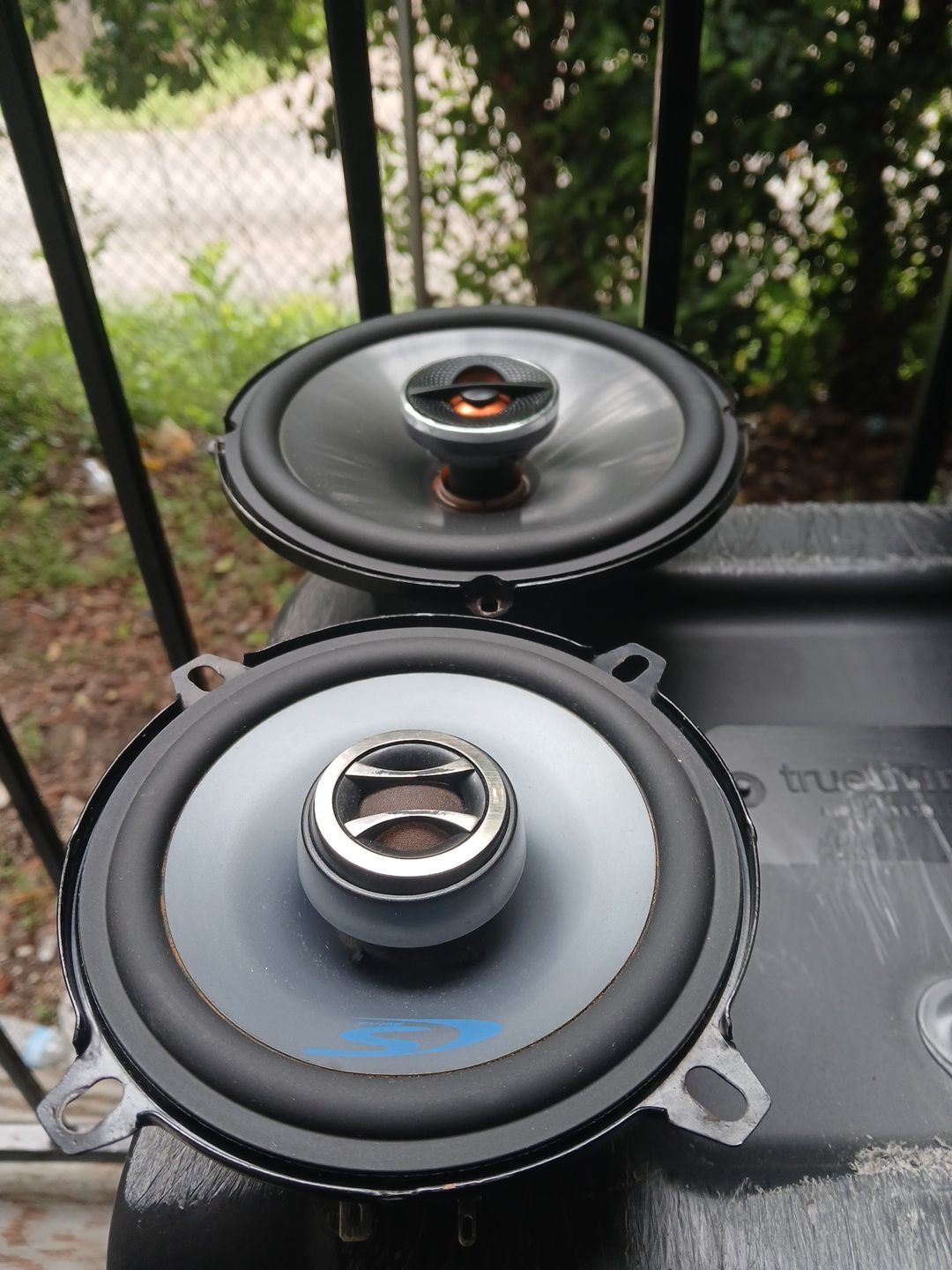 Jbl 6.5 y alpine 5 1/4 bocinas.