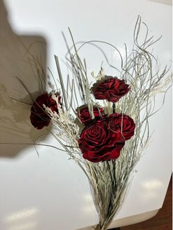 Wood rose bouquet