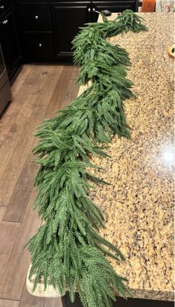 6 FT Pre-lit Norfolk Pine Garland Real Touch Garland with 70 leds remote