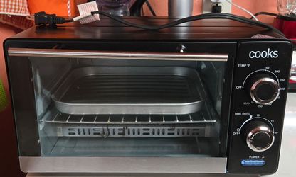 Cooks Toaster Oven with Baking Pan