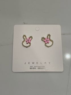 Bunny Flower Stud Earrings