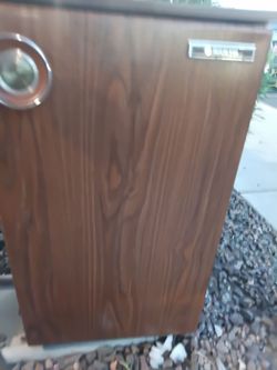 Mini fridge