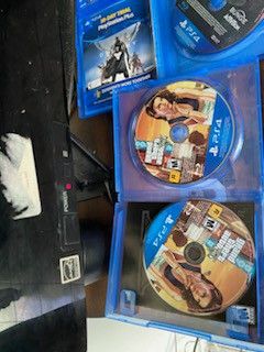 Play Station 4   Sale 140