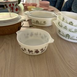 Vintage Pyrex Set 9 Pieces Priced To Go Rare Old Floral And Americana Pattern